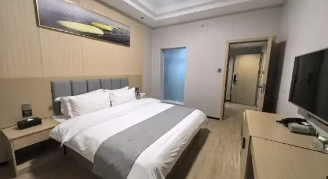 Люкс Yuetu Hotel (Phoenix Ancient City)