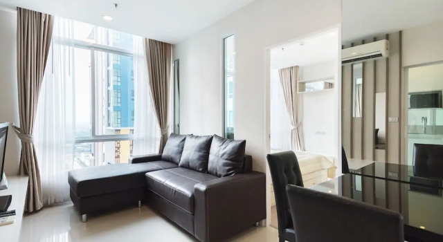 The Sky Sukhumvit By Favstay, Забронировать Отель Отели Бангкока с бассейном, Бассейн