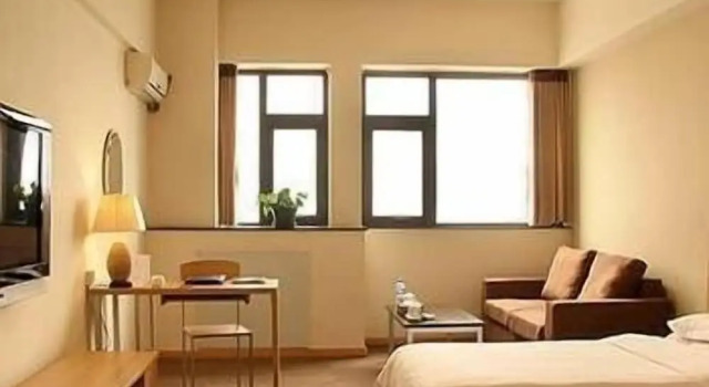 Трёхместный номер Standard Housing Urban Hotel Zibo
