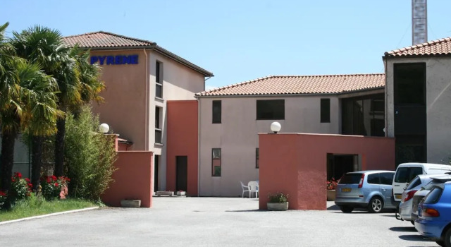 Hôtel Pyrène, Varaa Hotelli Foix Pyrénées Ariégeoises Regional Park