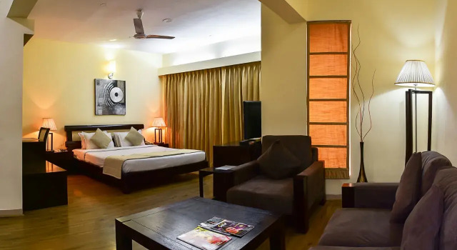 Люкс Inventree Hotel Pune