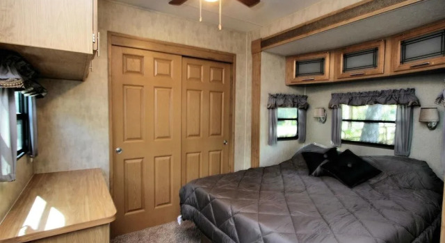 Homosassa River RV Resort, Buchen Sie Resort Homosassa Florida