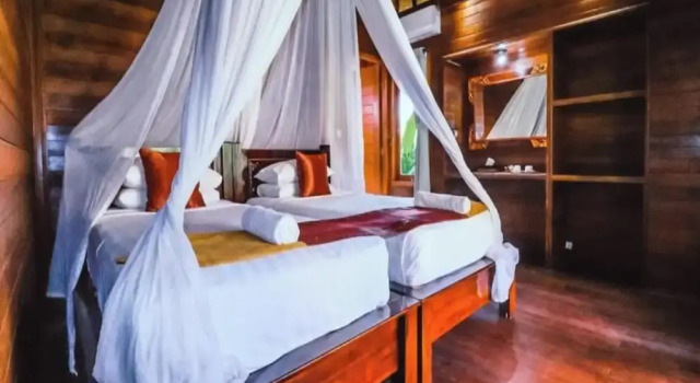 Pasih Kauh Villas, Забронировать Отель Отели Лембонган с парковкой, рядом с Пляж Нуса Лембонган, Парковка