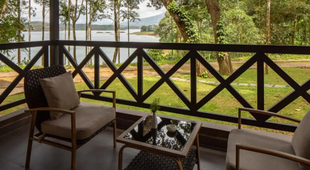 Двухместный номер Standard с видом на озеро The Serenity Resort
