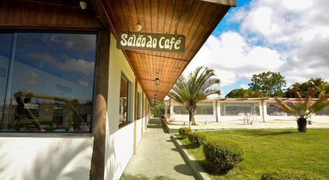 Hotel & Restaurante Parque D'anape, Забронировать Отель Жарину штат Сан-Паулу