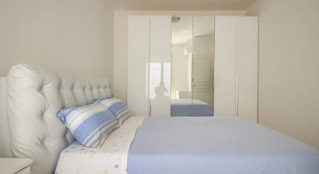 Luci Front Beach House