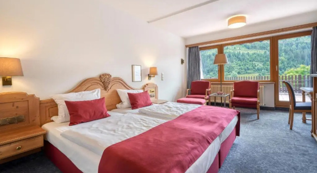 Двухместный номер Standard Hotel Traube Tonbach