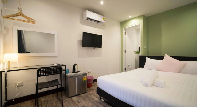 Resort M - MRT Huai Khwang
