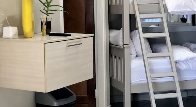 Семейный люкс c 1 комнатой Bedfordview Accommodation - Koi Liv-Inn