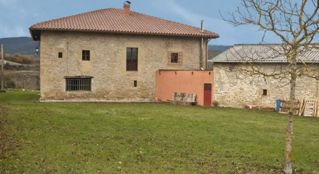 Castillo Sopeña, Book Apartment  