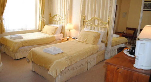 Craig-Ard Hotel, Забронировать Отель Отели Лландидно 3 звезды, рядом с Tina Holley Gallery, 3*