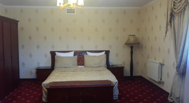 Gostinitsa Kazahstan, Rezerwuj Hotel Hotele w Atyrau region z basenem, Basen