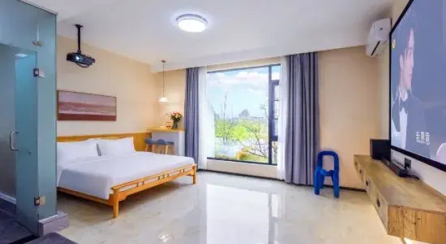 Guilin Moyeh Artistic Movie Homestay (Two Rivers and Four Lakes Dongxi Lane)