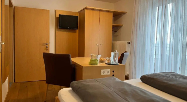 Gästehaus am Bodensee, Забронировать Отель Имменштад-ам-Бодензее Баден-Вюртемберг
