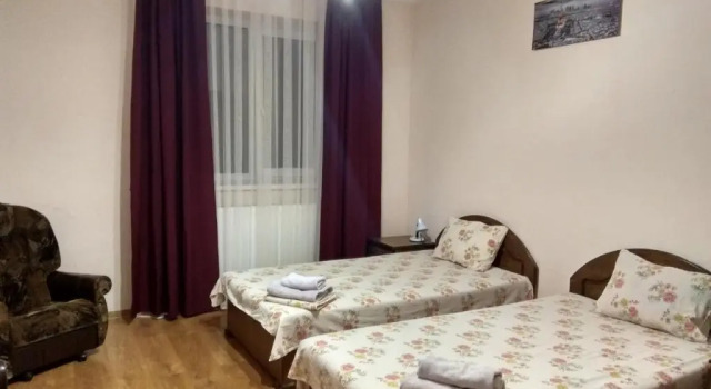 Апартаменты Цокольный этаж Apartments Domovik on Beregovskaya 3