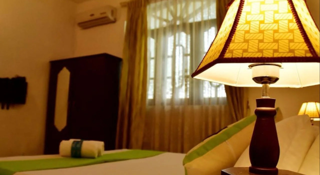 Sky Transit Hotel