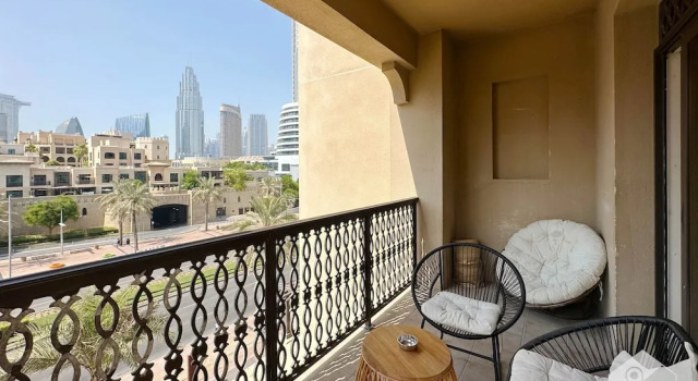 Апартаменты с 2 комнатами с балконом Luxurious Apartment With Iconic Burj View