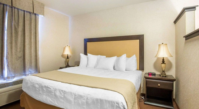 Двухместный люкс Quality Inn & Suites Lethbridge East