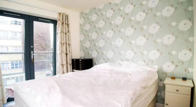 Homely 2 Bedroom Apartment in Bow