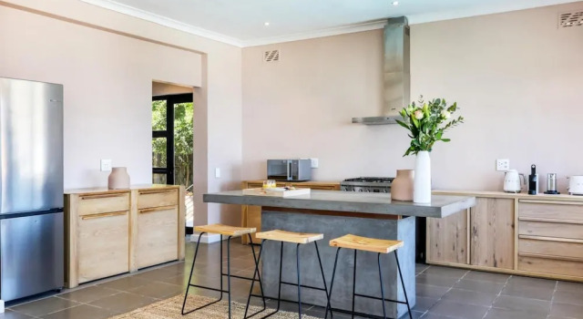 Splendido - Beautiful Villa With Magnificent Pool, Забронировать Вилла Коттеджи Cape Peninsula, Коттедж