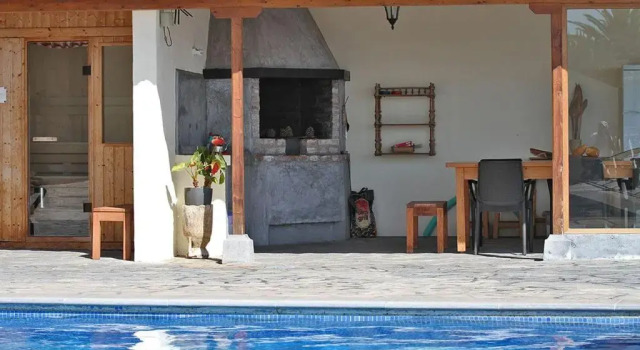 Коттедж с 3 комнатами Bungalow Moijama el Drago