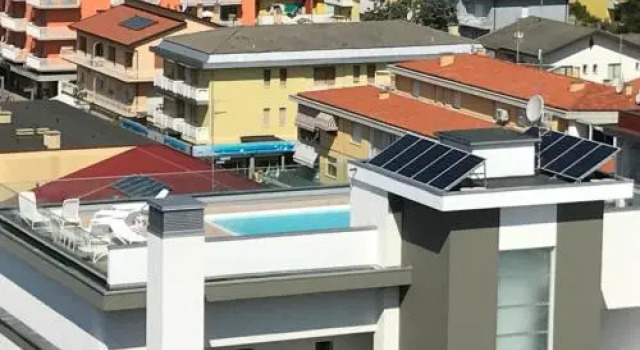 Condominio Quasar, Prenota Hotel Hotel a Veneto con piscina, Piscina