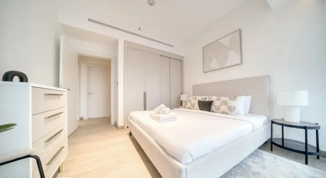 Апартаменты Exclusive 2BR Apt With Superb Balcony Marina Views