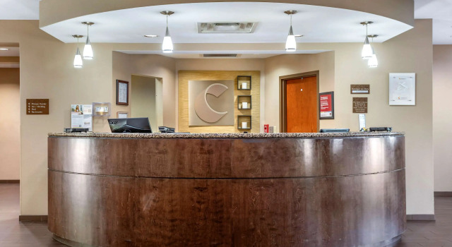 Comfort Suites Manchester near Arnold AFB, Book Hotel Manchester Tennessee