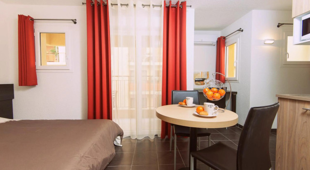 Villa Serafina Apartments