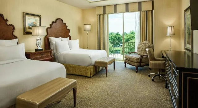 Четырёхместный номер Standard Woolleys Classic Suites