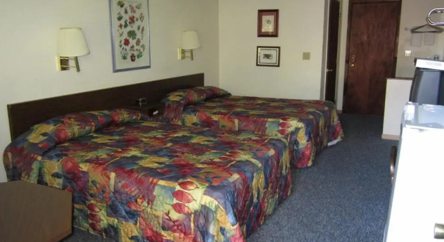 Четырёхместный номер Standard Big Horn Motel