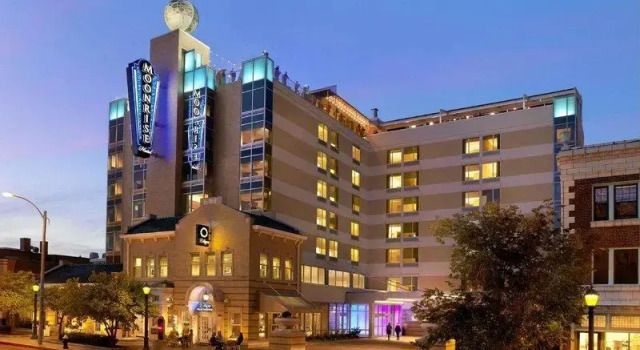 Номер Standard The Moonrise Hotel