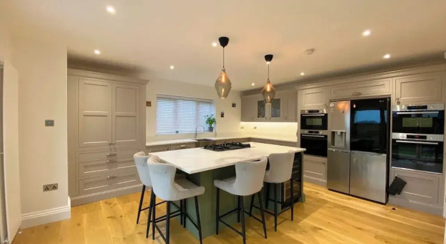 Leedshouse/sleeps9/privategarden/tv/wifi, Κράτηση Ξενοδοχείο Λιντς West Yorkshire