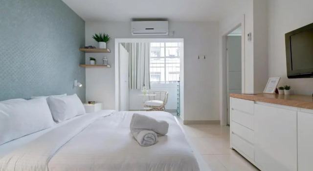 Студия 23 Hovevei Tsiyon Street - By Beach Apartments TLV
