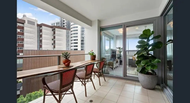 Апартаменты Deluxe Link Portside Wharf Apartment Hotel