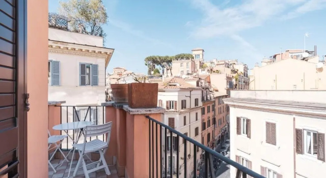 Двухместный номер Superior с балконом Golden Rooms Piazza di Spagna