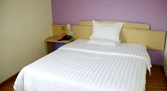 7Days Inn Kunming Wuhua Mountain, Prenota Hotel Wuhua District Kunming