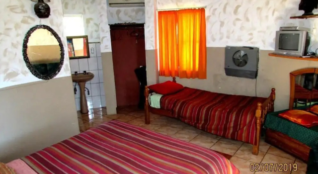 Amanzimlotzi Riverside Bush Camp, Prenota Casa vacanze Timbavati 