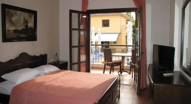 Студия Standard Enalion Hotel