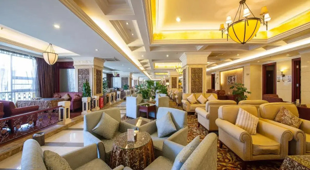 Forstar Hotel Renbei subbranch, Boek Hotel Hotels in Chengdu met parkeren, Parkeren