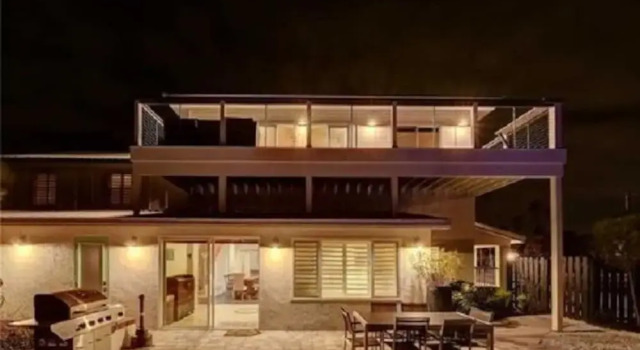 Sea Spray Beach House, 5 Bedrooms, Private Pool, Sleeps 17
