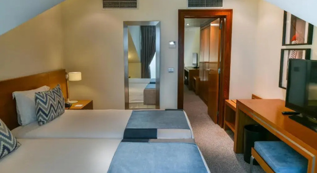 Двухместный семейный люкс с видом на море Hotel Do Caracol