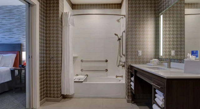 Люкс Home2 Suites by Hilton North Plano Hwy 75