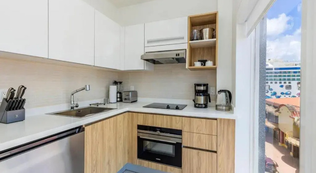 Номер Standard Modern Studio with breathtaking Sea and Island view