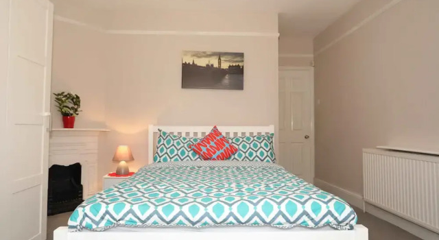 Huge 3 Bed Garden Flat