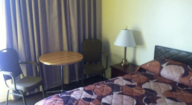 Wheel Inn Motel, Prenota Motel Hotel economici a Saskatchewan