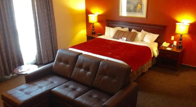 Двухместный номер Deluxe Le Parc Gatineau, Tapestry Collection by Hilton