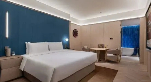 Люкс Executive Orange Crystal Qingdao Liaoyang West Road Guoxin Sports Center Hotel