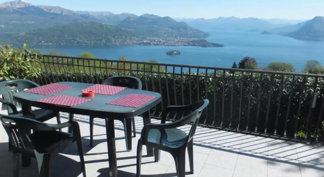 Коттедж Casa Belvedere Stresa