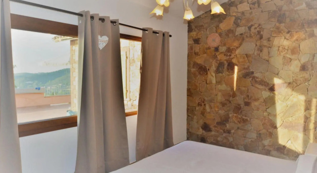 Two semi-detached houses in the immediate vicinity, for a total of three apartments on a 5-acre lot.-Villetta Zuccale 2, Book Apartment Capoliveri Elba